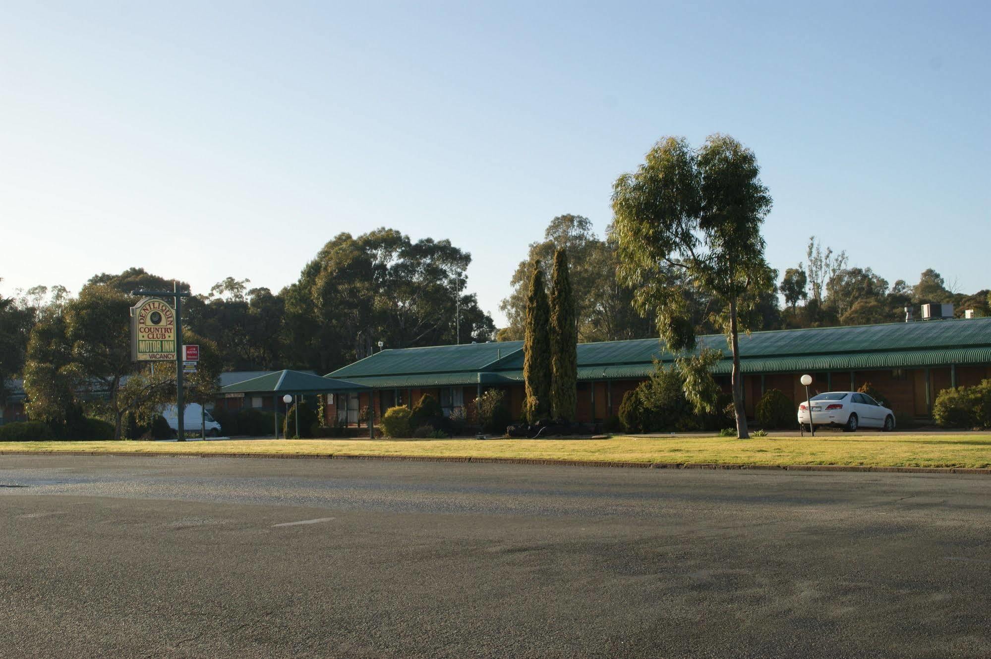 Deniliquin Country Club Motor Inn Esterno foto